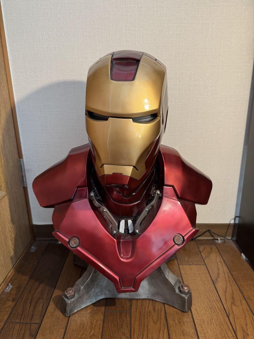 SIDESHOW アイアンマン マーク3 バトルダメージ ライフサイズバスト 映画グッズ販売専門店ハリコレ。映画グッズが豊富な品揃え