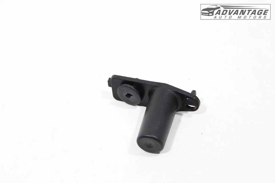 2016-2021 JEEP GRAND CHEROKEE CAPÔ DIANTEIRO TRAVA LATERAL ESQUERDA PLACA ATACANTE FABRICANTE DE EQUIPAMENTO ORIGINAL - Imagem 2 de 4