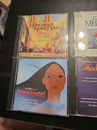 Lot 4 Disney Soundtrack Cds : Little Mermaid, Aladdin, Pocahontas, Hunchback - Picture 3 of 3