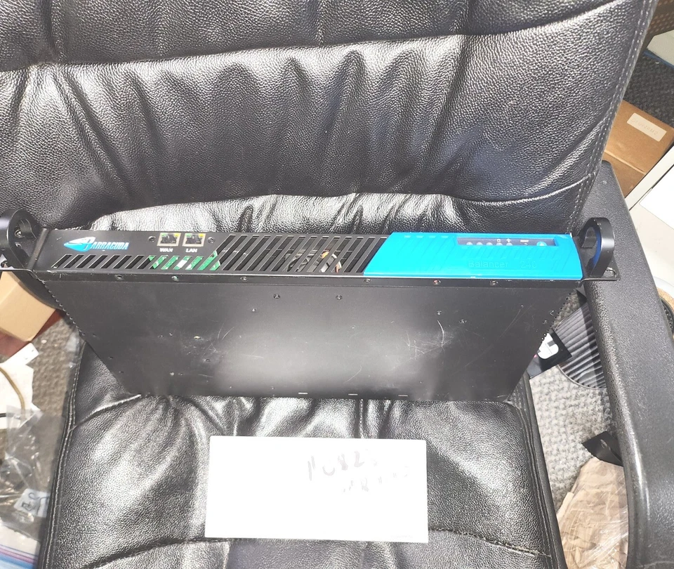 Balanceador de carga Barracuda Networks 240 BBF240A Foto 2 de 4