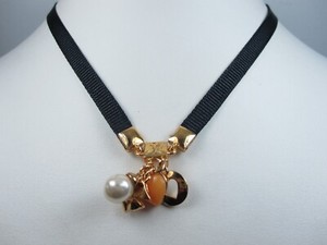 Authentic Nina Ricci Gold Plated Necklace with Pearl and Enamel - 16-18" - 5785