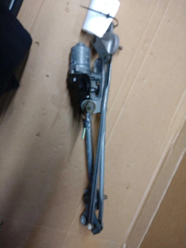 Motor limpiaparabrisas usado se adapta a: Hyundai Sonata 2017 1,6 L turbo grado de mercado de EE. UU. Foto 2 de 4