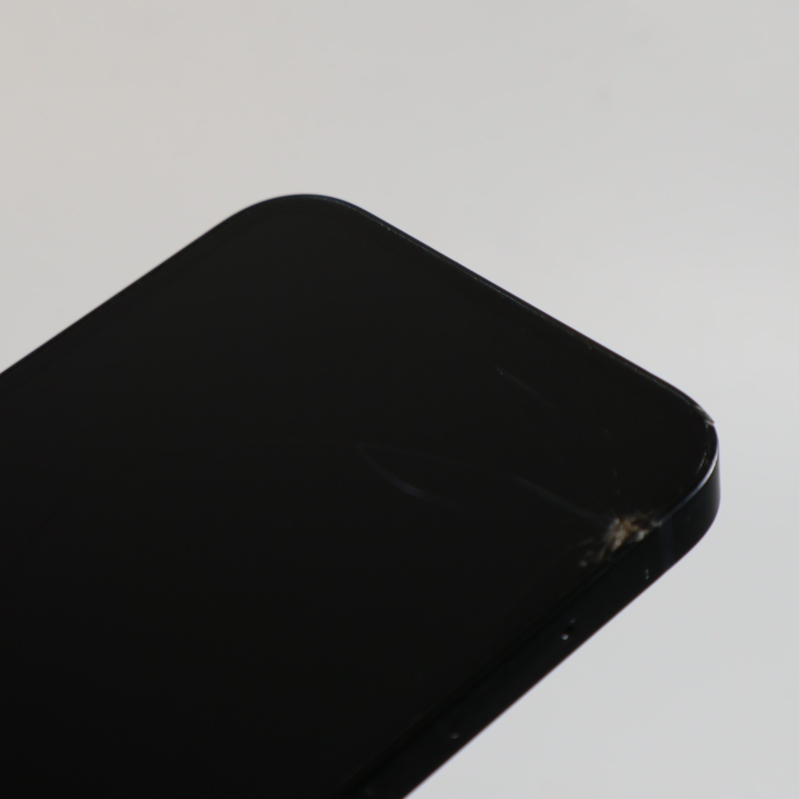 Apple iPhone 13 Mini 128GB Black Unlocked Smashed Screen Works Perfectly 459