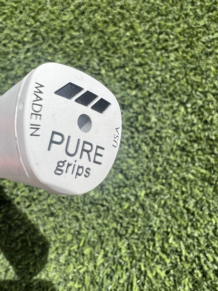 Punho de putter PURO branco médio NOVO - Imagem 4 de 4
