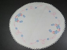 Vintage Embroidered Doily 14x13" Off White Flowers Lace Edge B5020