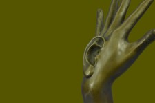 Bronze Sculpture Highly Collectible Collector Hand Hot Cast Marble Base Figurine
