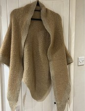 Reduced One Size Super Soft Camel Large Cape Triangle Shawl Scarf Blanket New