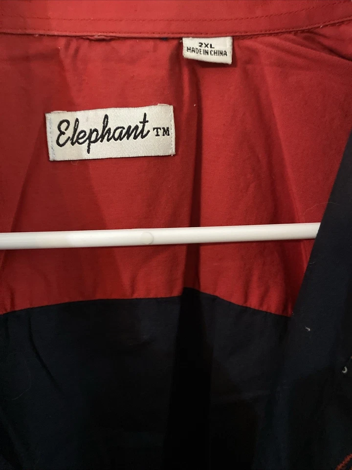 Chicago Bulls All Over Print Button Up Elephant  2XL Shirt Sleeve Shirt - Image 4 of 4