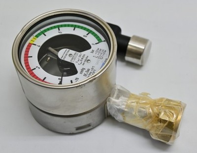 WIKA  Density Monitor with Alarm Contacts  GDM-100  Cont. 821.1.1.2
