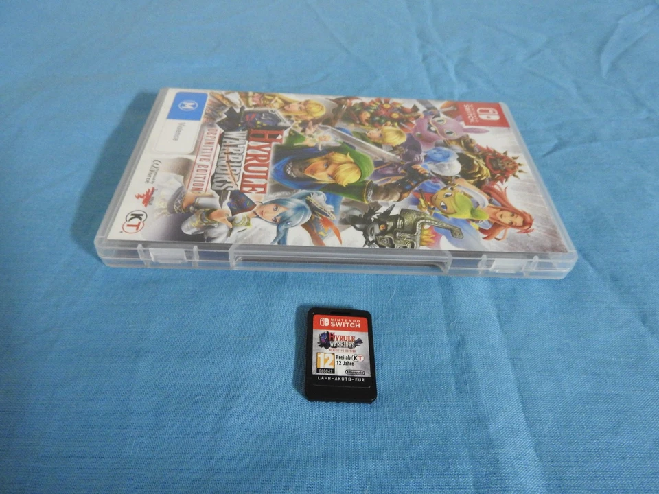 Hyrule Warriors Definitive Edition - Zelda Nintendo Switch More Games Available - image 4 of 4