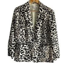 Chico  s Women  s Size 0 /US Small Animal Print 2 Pocket Blazer Jacket