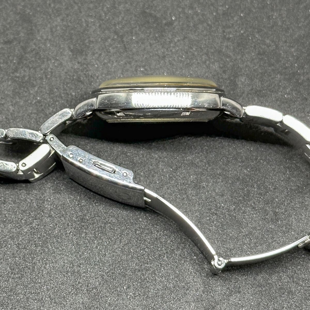 Vintage Orient Star ER11-C0 Automatic Silver Dial Cushion Vintage Orient Star ER11-C0 Automatic Silver Dial Cushion