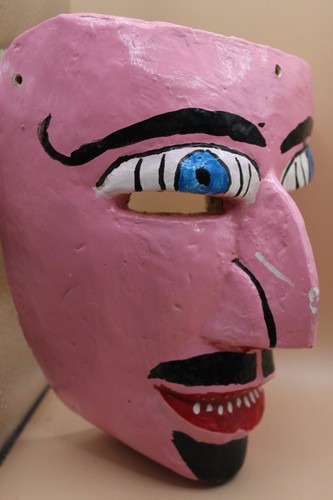 901 WOODEN MASK 2 Pzas Decorative HALL HANGING Hand Carved Folk Artesania nov - Picture 4 of 8
