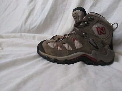 new balance 1201 women's hiking boots