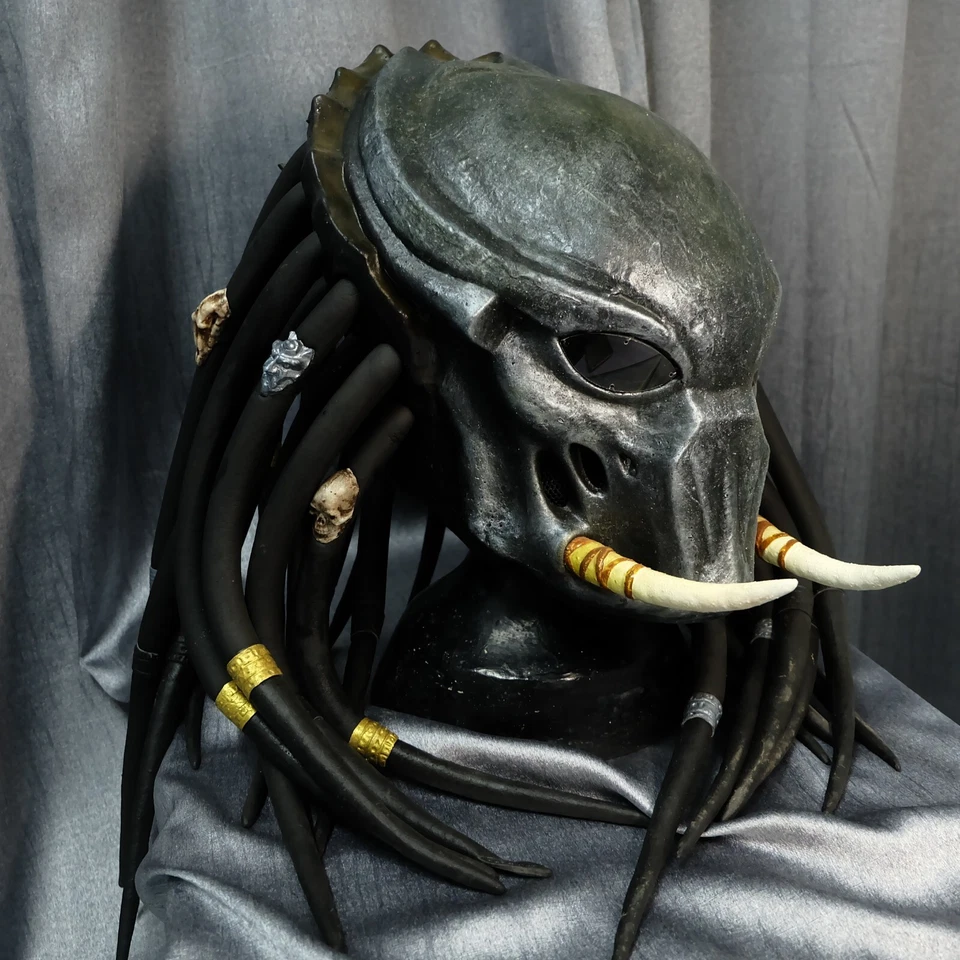 Tracker Predator Mask Wearable Monster Movie Full Latex Cosplay Con Halloween - Image 3 of 4
