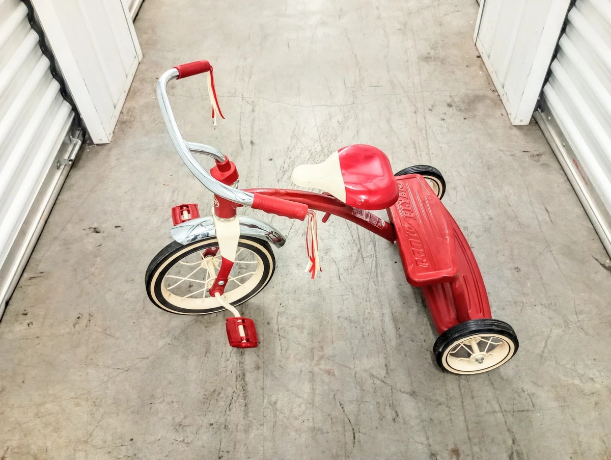 RADIOFRYER　Classic　Red　TRICYCLE Radio Flyer Classic Trike, Red 10
