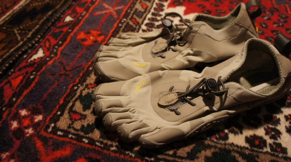 Vibram Fivefingers Barefoot Shoe Running Women 9-9.5 EU 41 V-Alpha Khaki 18W7104 - Image 2 of 4