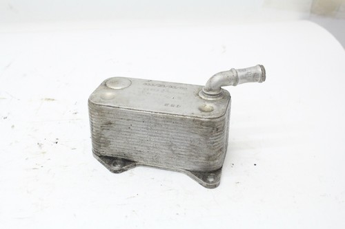 Original Ölkühler Ölkühlergehäuse Audi A3 8P TT 8J 2.0 TFSI Öl Kühler 06D117021C