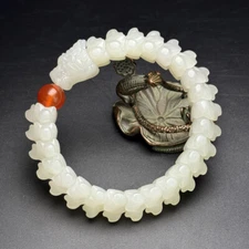 Certified Natural Hetian Jade Hand-carved Exquisite Dragon Statue Bracelet 27173