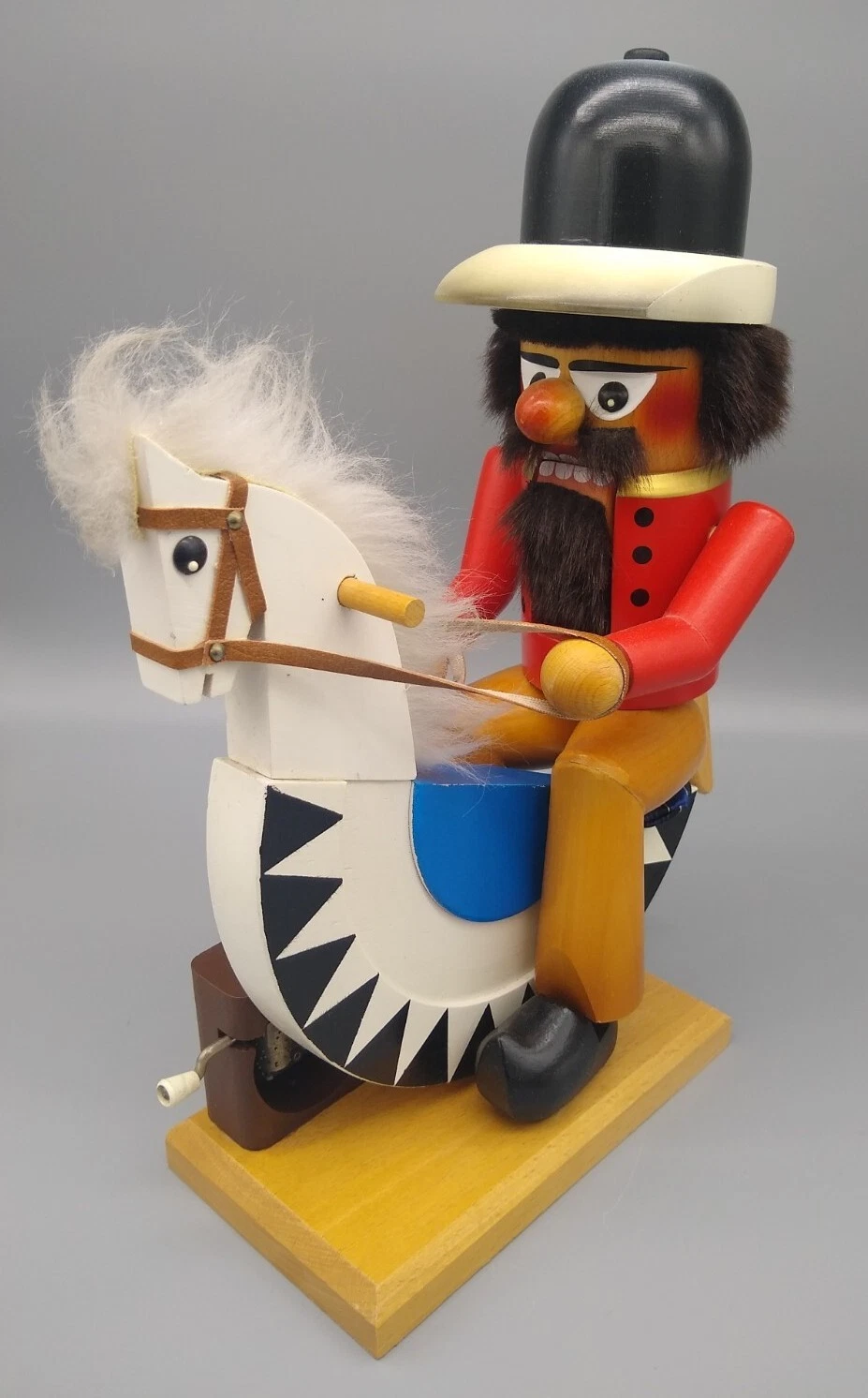 RARE Steinbach Club Rider Equestrian Nutcracker MUSICAL - S1676
