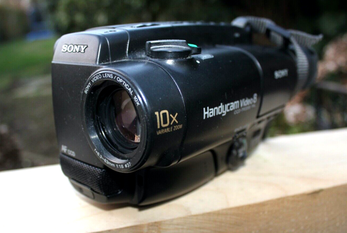 Sony Video 8 Camcorder CCD-TR330E vom Erstbesitzer. Nahezu ungebraucht. Mint - Bild 2 von 9