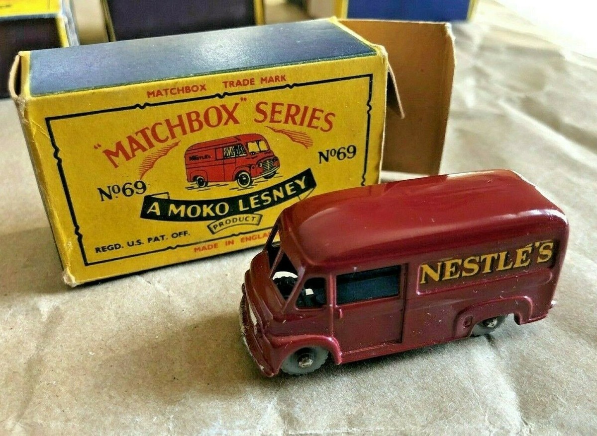 ミニカー　MATCHBOX BY LESNEY バス2個セット　レトロ Matchbox Lesney England No.# 17 