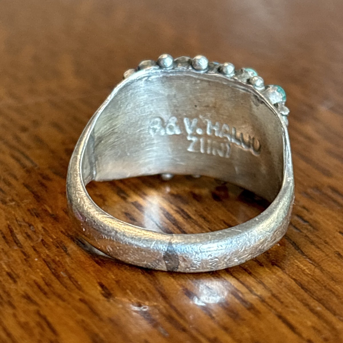 Peter & Vivian Haloo ZUNI Sterling Silver Snakeye 20 Point Peter & Vivian Haloo ZUNI Sterling Silver Snakeye 20 Point