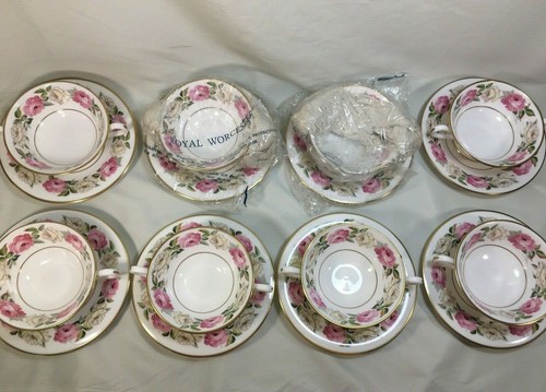 (8) Royal Worcester "Royal Garden" Large CREAM SOUP SETS Pink/White Roses MINT! - Picture 8 of 12