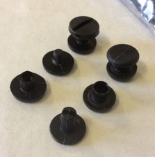 100 x 5mm Snap-in, Pop-Studs. Ideal for fastening fabric and card swatches etc.