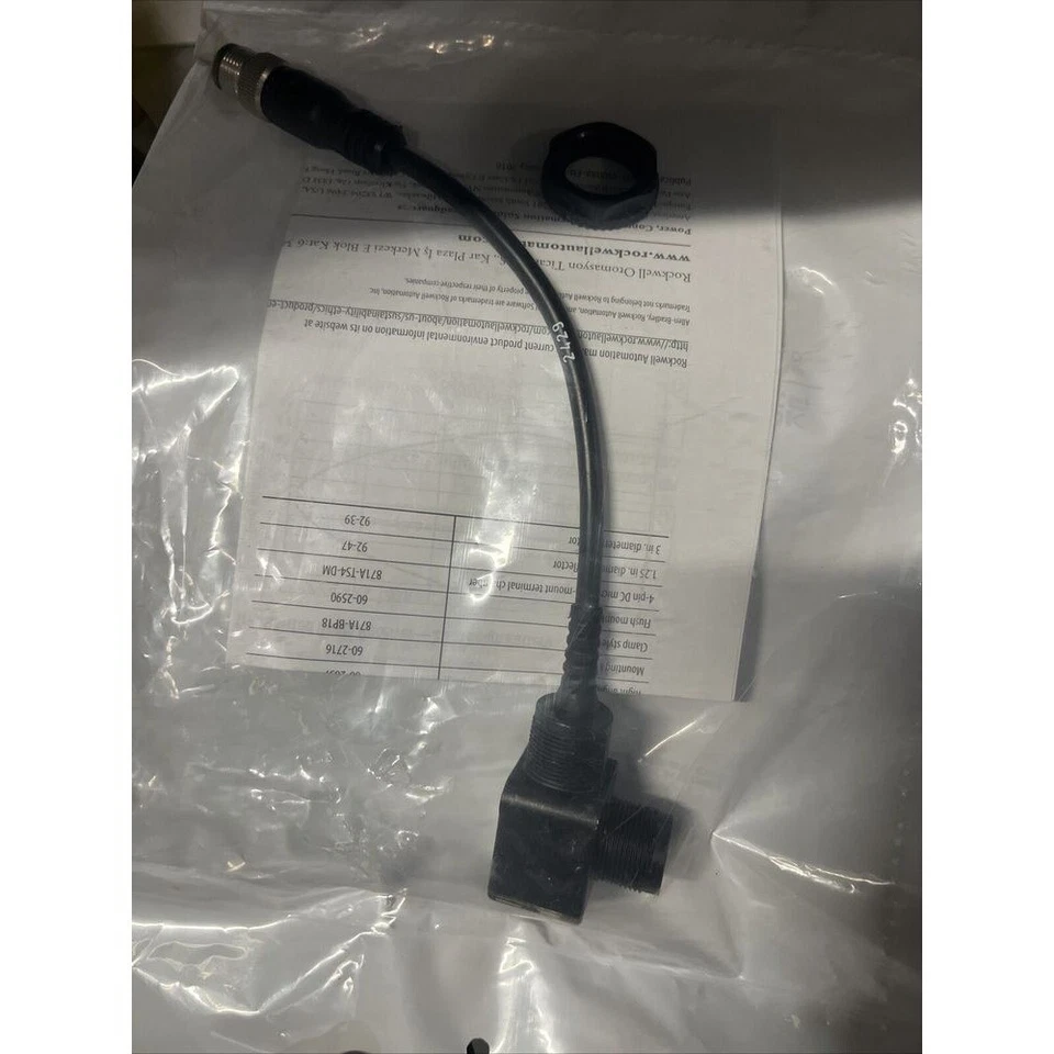 Allen Bradley 42EF-P2MPB-F4 Polarized Retroreflector Sensor NEW  US Free Tax - Image 3 of 4