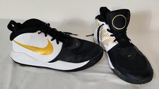 Kids 6Y NIKE Team Hustle D9 Basketball Shoes Black Gold White EXCELLENT