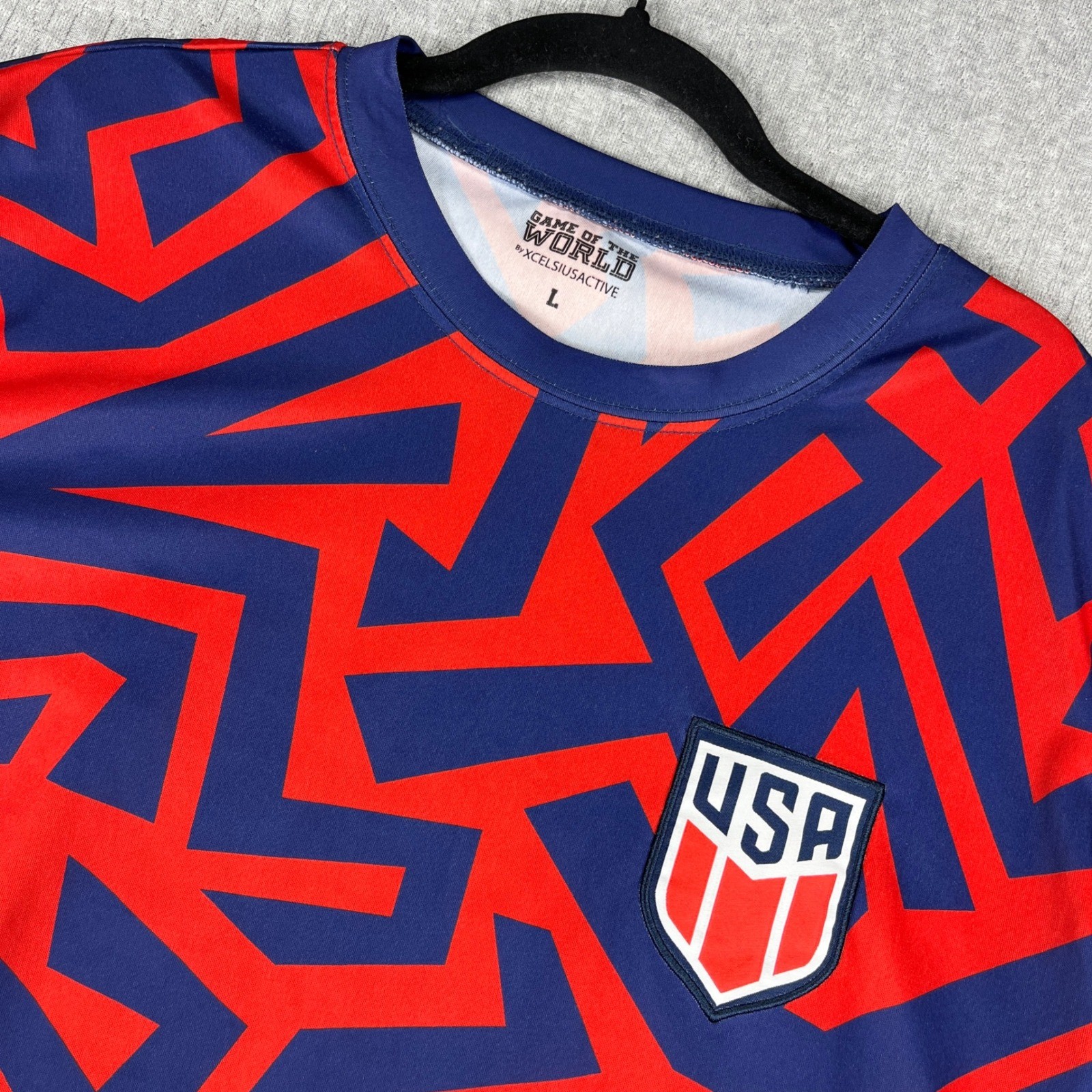 Team USA World Cup Soccer Shirt Men L Geometric Jersey American Flag sports