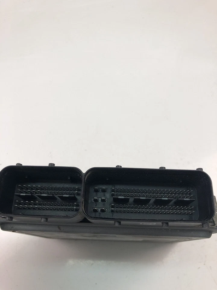 Centralina motore Skoda Fabia II 542 ECU 03F906070HK 24457987 - Immagine 3 di 4