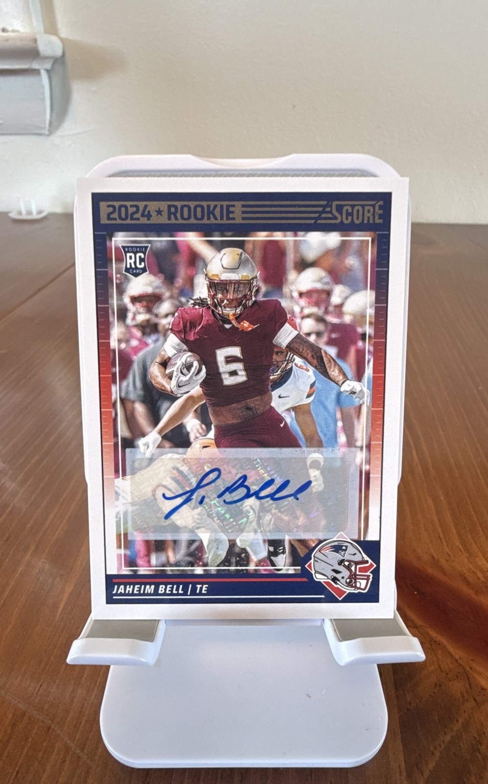 2024 Score - Rookies Jaheim Bell #384 Signatures (AU, RC)