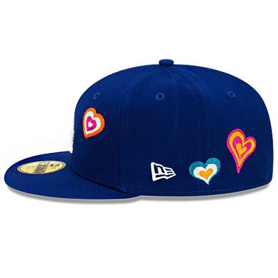 New Custom Designed Blue Distressed Baseball Cap with Embroidered Pink Heart New Era L.A Dodgers Blue Fitted Hat MLB Chain Hearts Stitch  main image 4