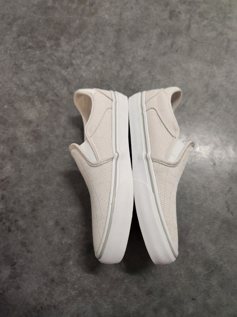 NEW Vans Asher Deluxe Comfort Light Gray Slip On Sneakers
