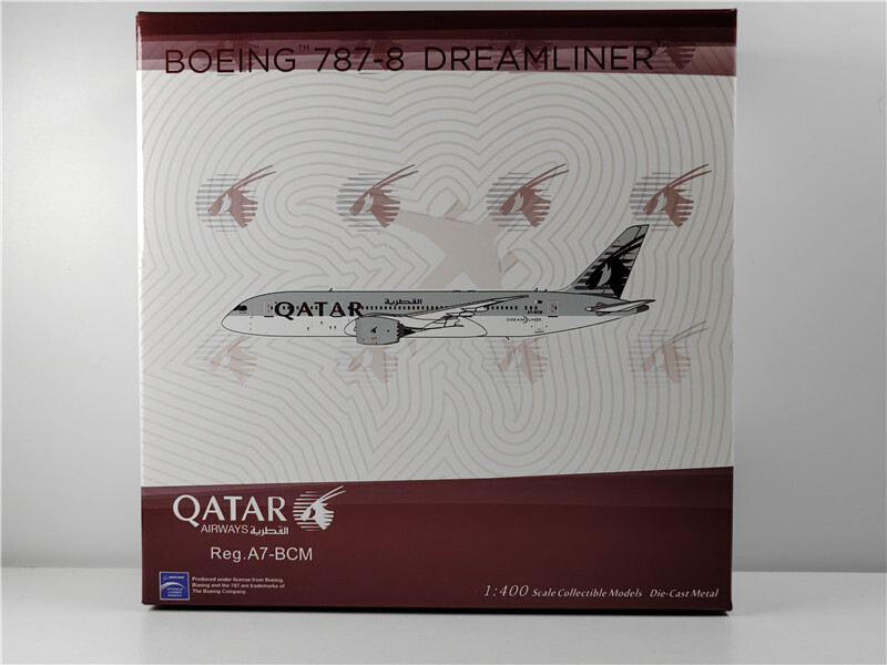 【非売品】カタール航空 787-8 1:200 Amazon.co.jp: カタール航空 7878 1:200 : おもちゃ