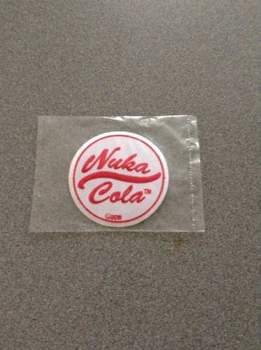 Fallout 4 Ultimate Vault Dweller's Nuka Cola Embroidered Patch - Picture 1 of 2