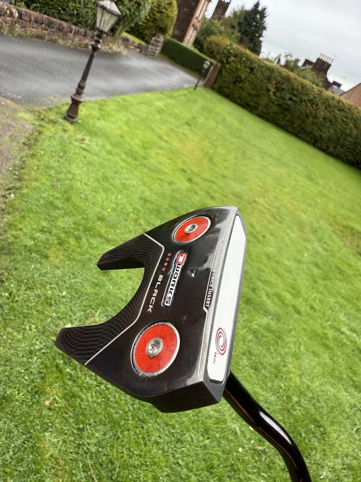 RARE TOUR ISSUE ODYSSEY 7 O WORKS PUTTER BLACK SHAFT WH INSERT TOUR I.D. 35 🚀🚀 - Image 4 of 4