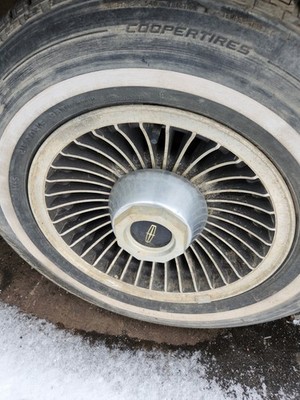 1980-1993 Lincoln Town Car Mark VI Turbine 7 Inch Wheel Center Caps w Emblem OEM