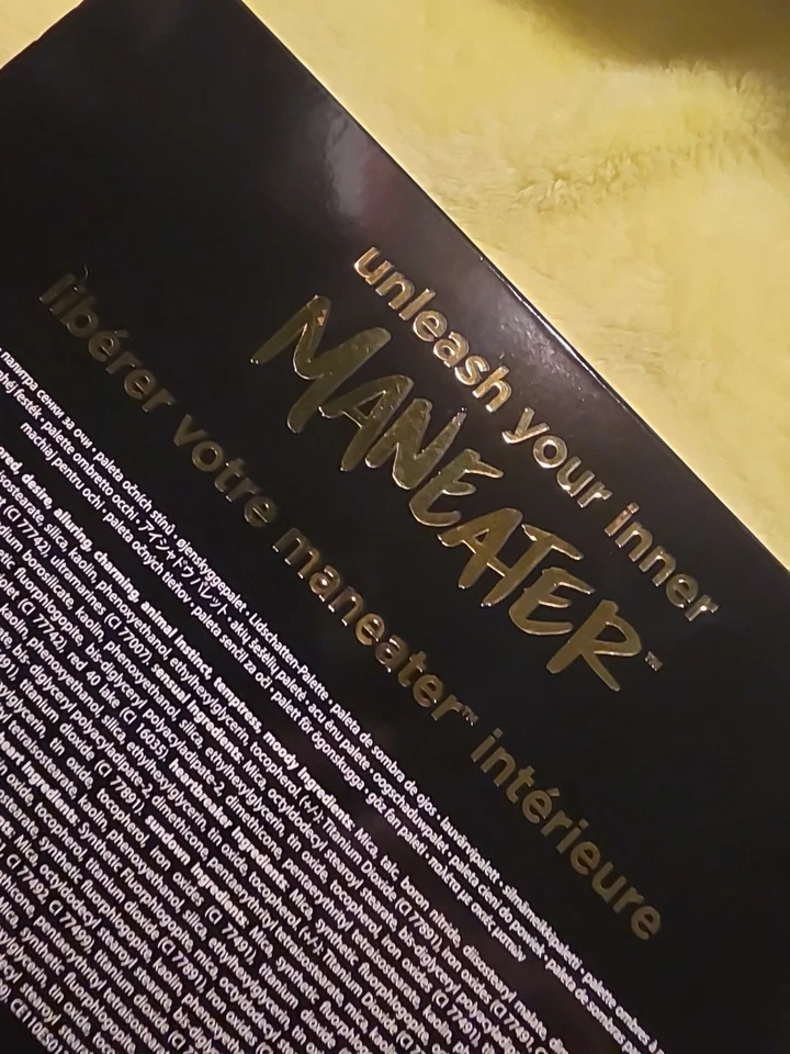 Paleta de Sombras TARTE Maneater AFTER DARK 24 Tons Nova na Caixa - Imagem 3 de 4