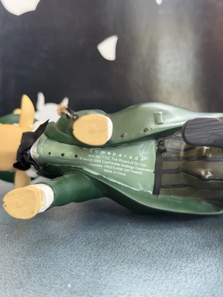 Cow Parade by Westland Figurine The Wizard of Oz Cow #7722 Rare With Box And Tag - Image 4 of 4