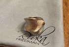 Rivka Friedman -Ring Size 8 -Rhodium clad satin Ribbon ring. — photo 2