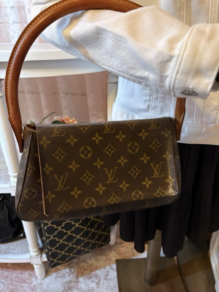 Bolsa de ombro Louis Vuitton mini lona marrom - Imagem 3 de 4