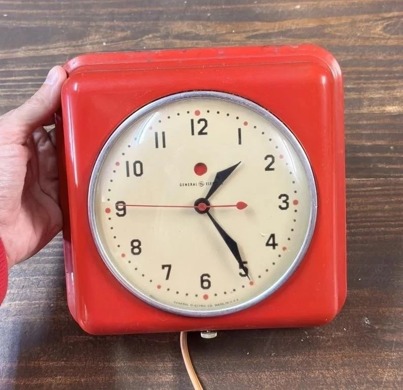 GE Collectible Wall Clocks 1920-1949 Time Period Manufactured for