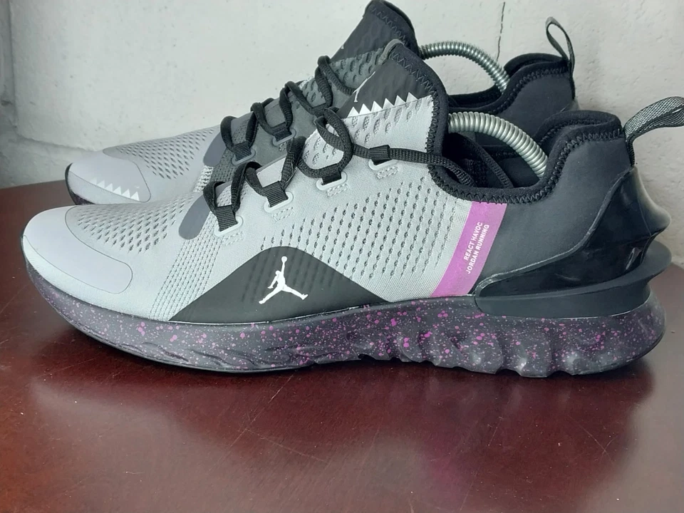 Tênis de corrida Jordan React Havoc masculino tamanho 11 cinza preto roxo - Imagem 3 de 4