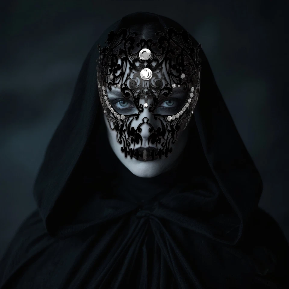 Halloween Gothic Metallic Skull Mask Party Cosplay Dark Theme Decor Accessory - Image 4 of 4