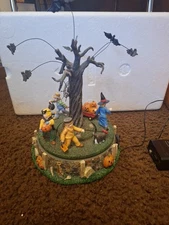 Dept 56 The Original Snow Village Halloween Costume Parade #55201 Works Tested