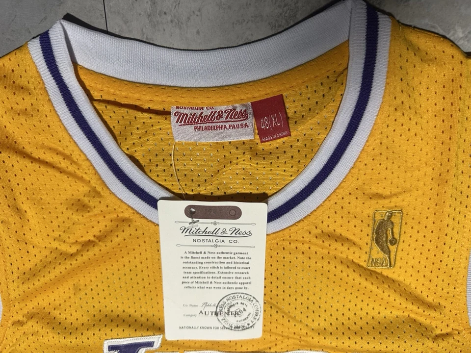 Camiseta deportiva Mitchell & Ness Hardwood Classics Kareem Abdul-Jabbar Lakers XLarge nueva con etiquetas Foto 2 de 4