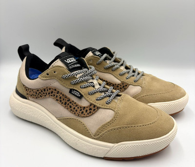 Vans UltraRange Exo Womens Size 7 Beige Brown Casual Lightweight Sneakers EUC